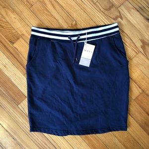 Size S skirt NWT
